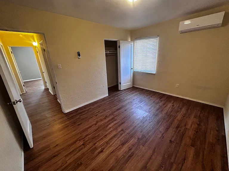1839 Palomas Dr NE — Photo 20