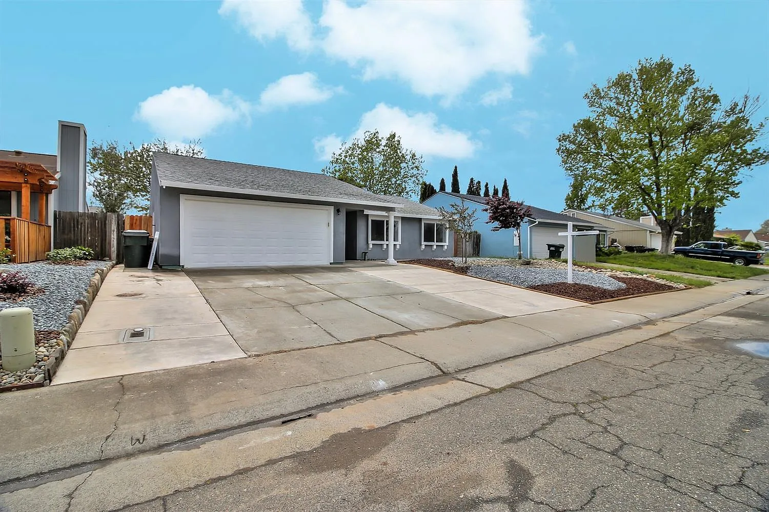 8692 Crystal River Way photo 1