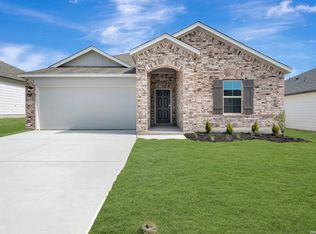 2829 Sun Bayou, Seguin, TX 78155