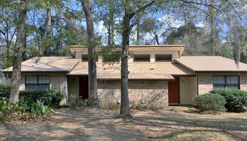 1st image of 2021 Sandcastle Dr