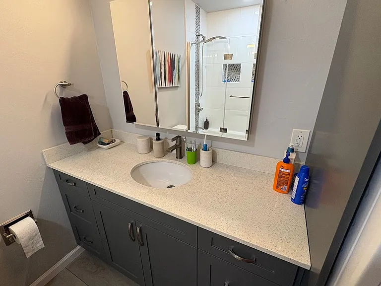 339 Broadway #215 — Photo 10