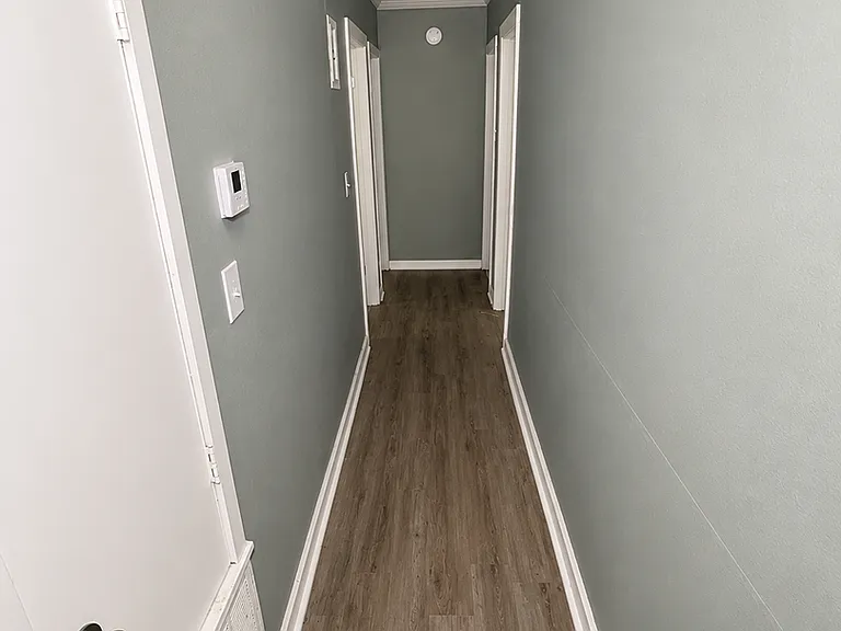 218 Reynolds St — Photo 6
