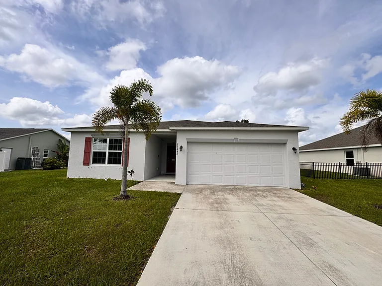 26448 Deep Creek Blvd — Photo 1