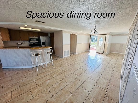 4th image of 2134 Tumbleweed Dr