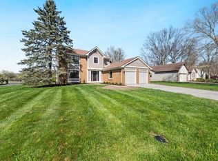 294 Meadow View Dr, Powell, OH