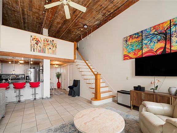 3rd image of 15 Higgins St APT 324