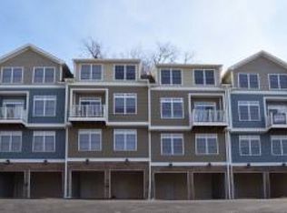 5 Old Golden Blue Ln, Morgantown, WV 26505