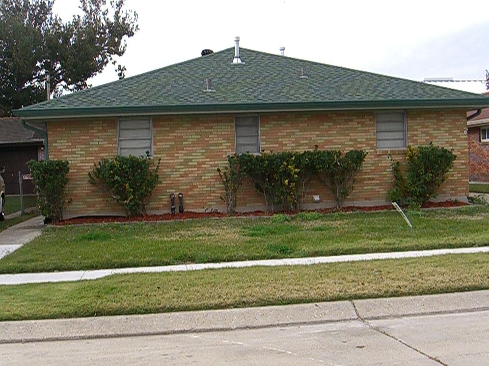 Safe, residential neighborhood.