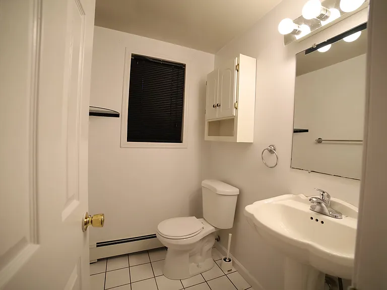 32 Hilltop Cir — Photo 15