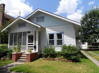 927 Waverly St, Houston, TX 77008