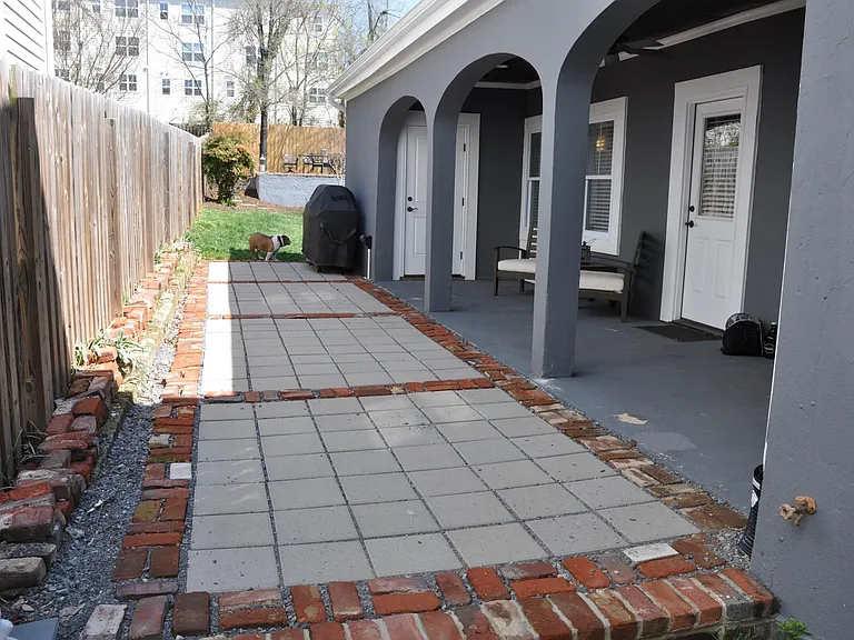 827 Nalle St — Photo 28