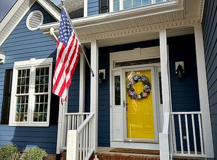 8005 Robincrest Ct, Fuquay Varina, NC 27526