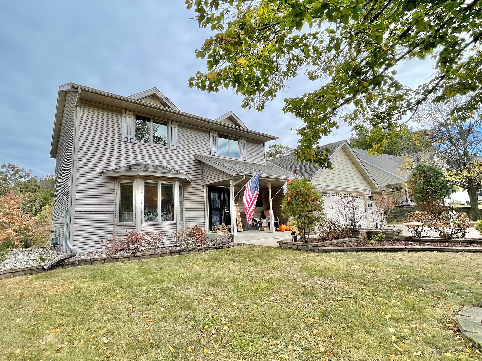 2547 Pine Ridge Blvd, Red Wing, MN 55066 Zillow