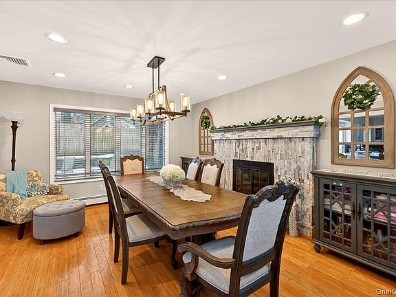 4th image of 111 Aspen Road