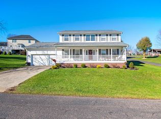 1227 Chase St, Morgantown, WV 26508