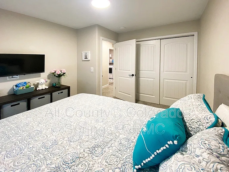 1762 Grand Overlook St — Photo 17