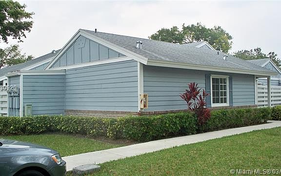 2nd image of 13761 SW 147th Circle Ln APT 1-38