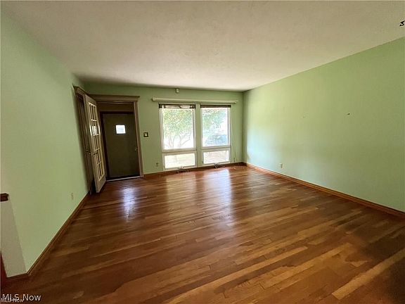 5th image of 38509 Bell Rd