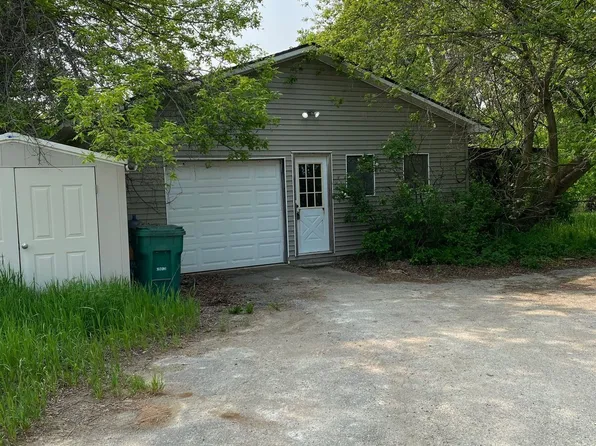 4600 Saline Waterworks Rd, Saline, MI 48176