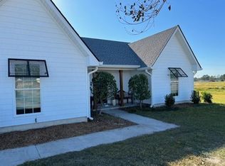 590 Park Pl, Ellabell, GA 31308