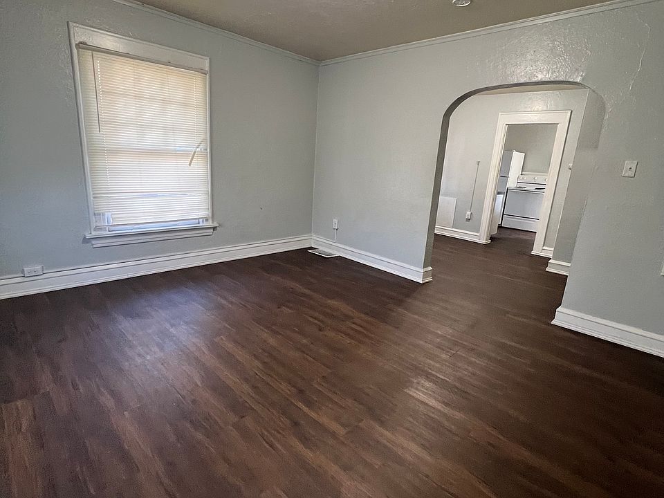 1st image of 1503 2nd Ave SE #D