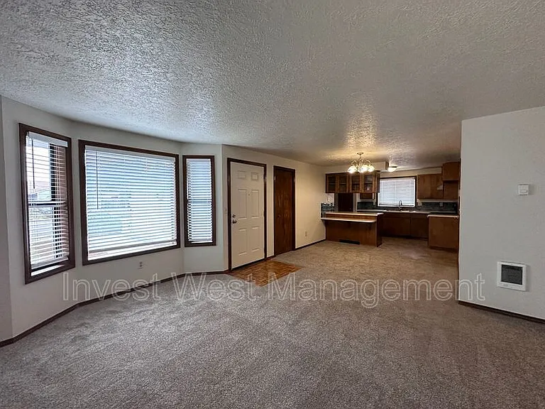 1904 SE Blairmont Dr — Photo 10