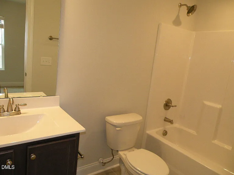 328 Page Square Dr — Photo 17