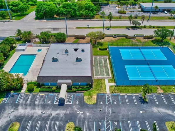 1710 NW 18th Avenue #204, Delray Beach, FL 33445