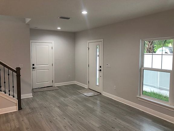 3rd image of 405 S Westland Ave #2