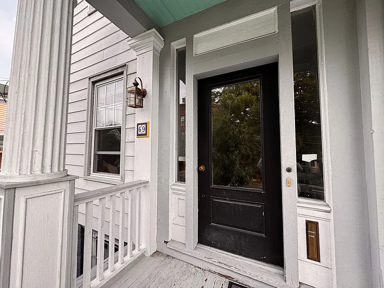 67 Pearl St — Photo 8
