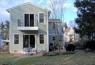 3rd image of 322 Beall Ave
