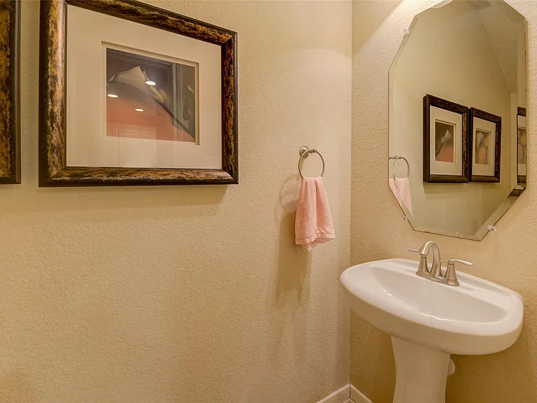 22 Bettina Ln — Photo 12