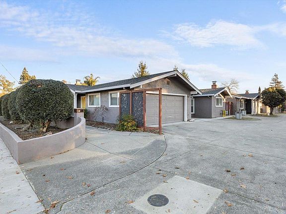 5th image of 2239 Redwood Road #ABC