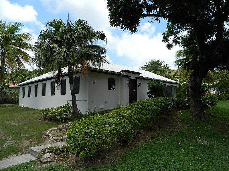 1st image of C-5 Maison de Poincy