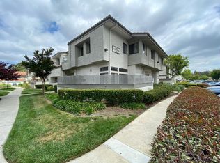 27 Brownfield Ln, Pomona, CA 91766