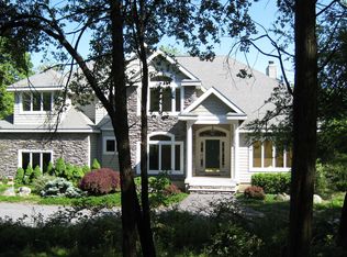 10 Sonehenge Rd, Warwick, NY 10990