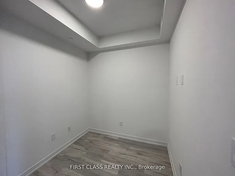 2 Augusta Ave #701 — Photo 11
