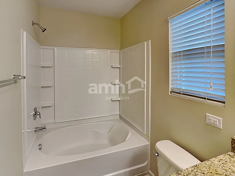 1056 Joselynn Dr — Photo 11