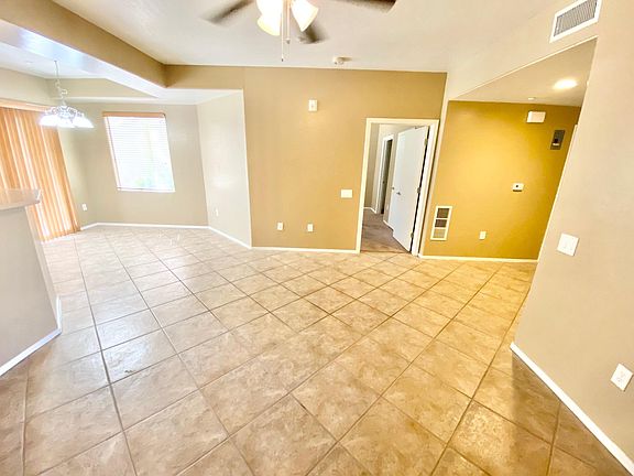 5th image of 4685 Apulia Dr Unit 103