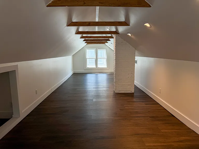 221 Inverness Ave — Photo 6