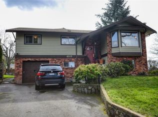 4185 Kashtan Pl, Saanich, BC V8X4L7