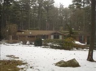 16 Indian Rock Rd, Nashua, NH 03063