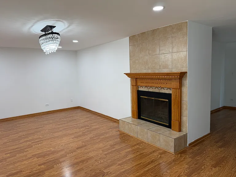 1832 W Weathersfield Way — Photo 3