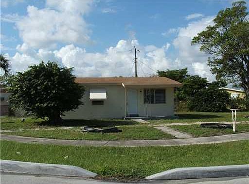 1st image of 2560 NW 18th Ct