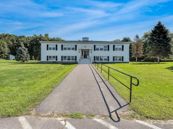 5 Mar-Val Terrace #B6, Winslow, ME 04901