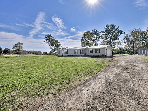 2nd image of 10465 Bean Rd