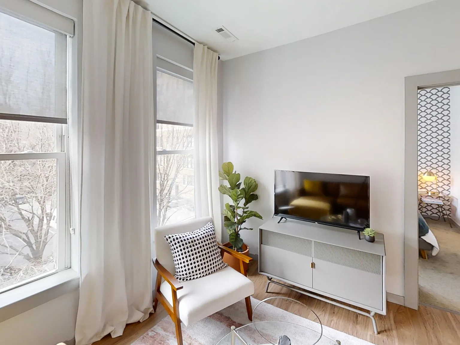 Nightingale Apartments — Photo 4