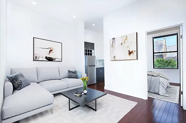 Rented by Bohemia Realty Group | media 8