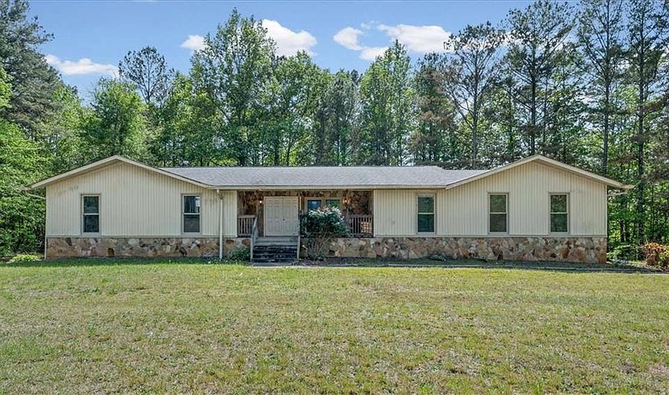 1st image of 447 Lively Rd