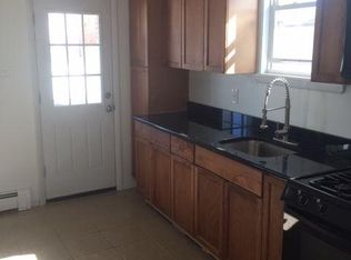 86 Edgar St APT B, Carteret, NJ 07008